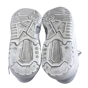 New Balance 550 Women's White Low Top Lace Up Activewear Sneakers Shoes Size 5 thumbnail 4