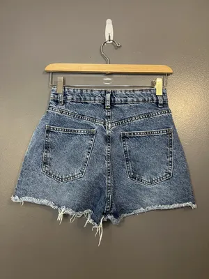 Cotton On Shorts Womens 2 Blue High Rise Mom Denim Frayed Hem Cutoff Casual thumbnail 2