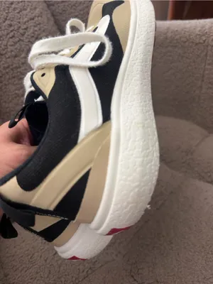 the Vans UltraRange EXO sneakers in a beige and black colorway unisex 7.5 W thumbnail 8