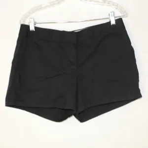 J.Crew Woman’s Mid Rise Black 3.5" Classic Chino Shorts — Size 8 thumbnail 7