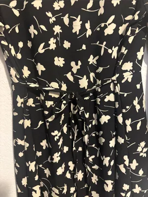 Black Floral Long-Sleeve Midi Dress - Classic Cream floral Print tie back waist thumbnail 5
