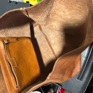 Madewell Elegant Brown Leather Tote Bag Genuine Leather see imperfection on bag thumbnail 8