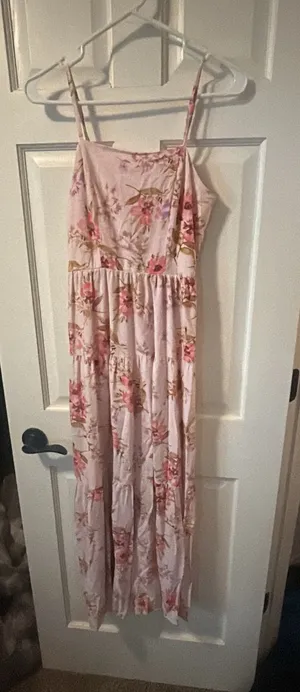 Long flowy light pink dress thumbnail 1