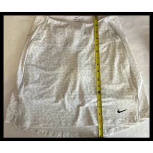 Nike Skort Womens XS White Geometric Dri-Fit Golf Tennis‎ Athletic Activewear thumbnail 6