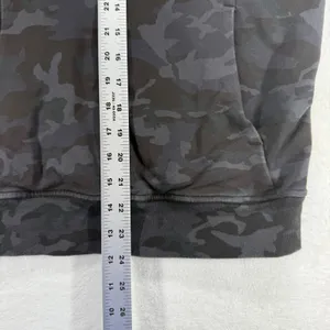 Lululemon Scuba Crew Incognito Camo Pullover Sweatshirt Athleisure Top Size 6‎ thumbnail 3