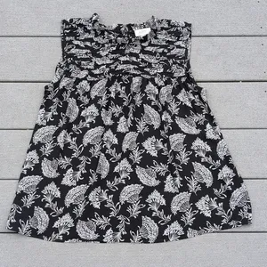Loft Sleeveless Loose Fit Black and White Floral Top thumbnail 6