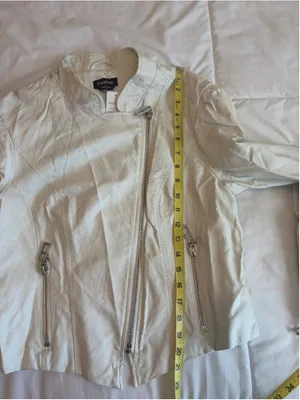NWT bebe Faux Leather Moto Jacket L Cream Motorcycle Edgy H10 thumbnail 10