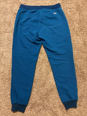 Figs Women’s Blue Alps Catarina One Pocket Scrub Top & Zamora‎ Joggers Medium thumbnail 11