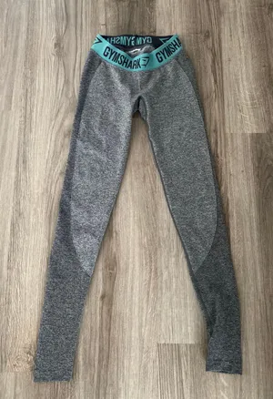 Gymshark Leggings thumbnail 1
