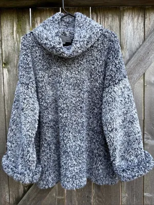 EUC Anthropologie Sunday In Brooklyn Sherpa Turtleneck Pullover Top Size Medium thumbnail 7