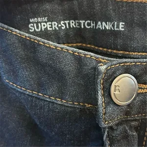 Lane Bryant Women's Plus Size 22 Blue Ankle Jeans Super Stretch‎ thumbnail 3