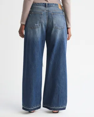 Curve Love Low Rise Ultra Loose Jeans thumbnail 3