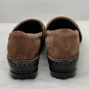 Brown suede B.0.C clogs s 7.5 thumbnail 6