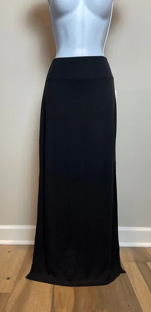 No Boundaries Maxi Skirt Size M Black Ribbed Knit High Waist Side Slit NWT thumbnail 1