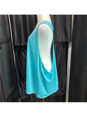 Fabletics Aqua Tank Top - Scoop Neck Sleeveless thumbnail 2