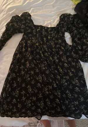 Black dress Size XXS thumbnail 1