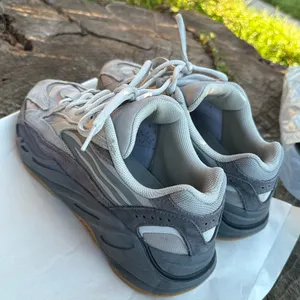 Adidas Yeezy Boost 700 V2 Tephra men’s shoes size 6.5 thumbnail 4