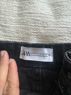 ZARA Jean Black Shorts thumbnail 2