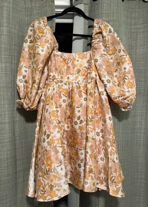 Storia Pink and Mustard Floral Puff-Sleeve Dress thumbnail 1