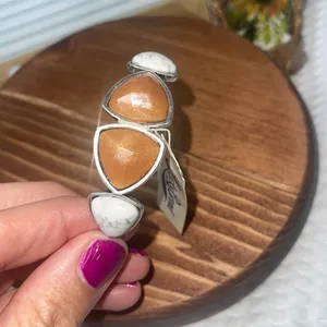☀️Lucky Brand Silver And Stone Bangle Cuff Bracelet NEW WITH TAGS Amber Co… thumbnail 2