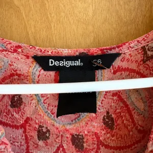 Desigual Maxi Dress Bohemian Paisley Print V Neck Short Sleeve High Low‎ Size 36 thumbnail 3