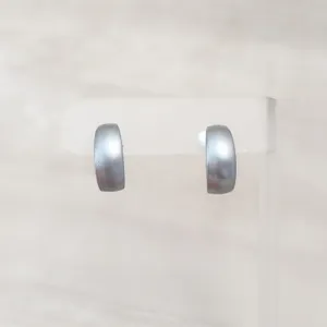 Vintage Clip On Earrings 0.75" Matte Silver Tone Simple Classic Hoops thumbnail 2