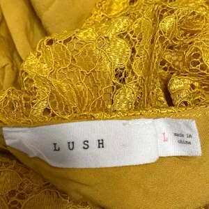 Lush Yellow Floral Lace Sleeveless V-neck Cami Camisole Tie Strap Tank Top Sz L thumbnail 3