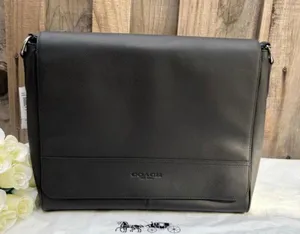 Coach  Houston Messenger 68017 thumbnail 1