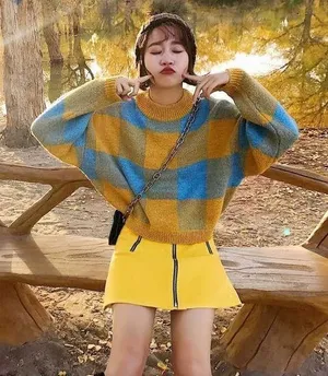 plaid sweater thumbnail 1