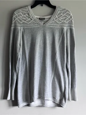 Eddie Bauer Women’s Light Gray V-Neck Pullover Hooded Sweater Size Large thumbnail 1