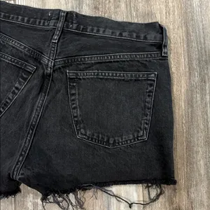 AGOLDE black parker shorts size 27 thumbnail 6