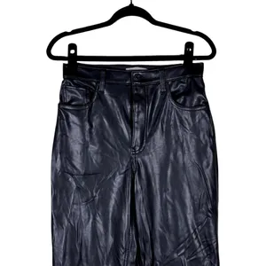 Abercrombie & Fitch 90s Straight Ultra High Rise Faux Leather Pants Black Size 6 thumbnail 3