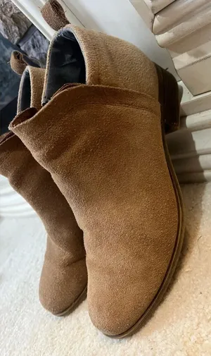 Tom’s ankle women’s boots size 8 thumbnail 1