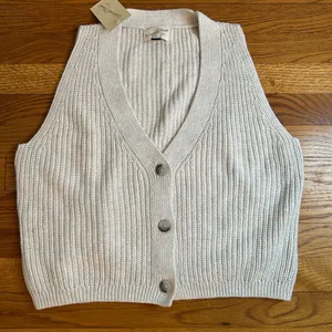Universal Threads Cream Knit Button-Up Cardigan thumbnail 1