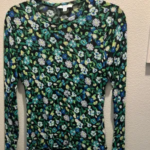 AFRM Multicolor Floral Long Sleeve mesh top Green Size undefined thumbnail 2