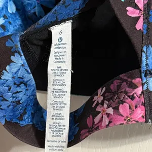 💖 Lululemon In a Flash‎ Sports Bra in Petal Pop thumbnail 4