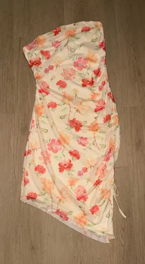 SHEIN Cream Floral Strapless Midi Dress with Pink & Coral Blooms thumbnail 1