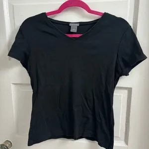 Ann Taylor Black Short Sleeve V-Neck Tee thumbnail 1