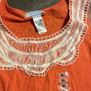 2 NWT Lizwear Lace Neck Tank Tops‎ Green and Orange Size Small thumbnail 4