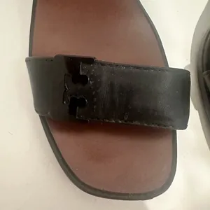 Tory Burch Gabrielle Ankle Strap Block Heel Sandal Black Leather Size 7.5 thumbnail 3