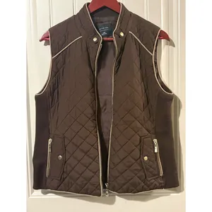 Active USA Brown Quilted Vest thumbnail 2