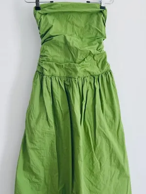 Unbranded Women's Green Dress thumbnail 1
