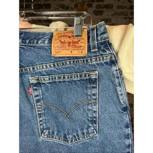 Levi’s | women vintage 550 relaxed fit tapered jeans thumbnail 8