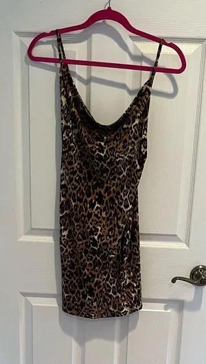 Cheetah body fitting dress thumbnail 2