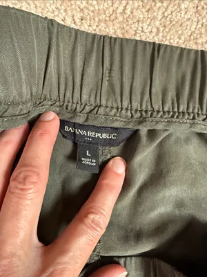 Banana Republic Factory Olive Green TENCEL™ Cargo Joggers. Size Large thumbnail 3