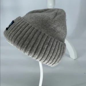 Patagonia Brodeo Beanie Gray Logo Wool Blend Outdoors thumbnail 3