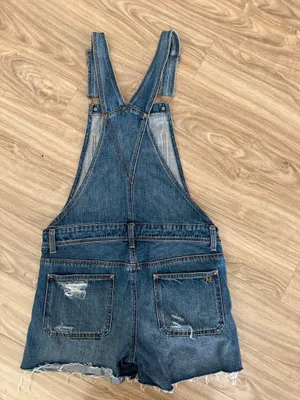 American Eagle Women’s tomgirl shortall XS thumbnail 3