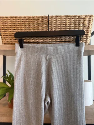Pink Victoria's Secret Mid-Rise Rib Knit Gray Heather Flare Legging Pant, M thumbnail 2