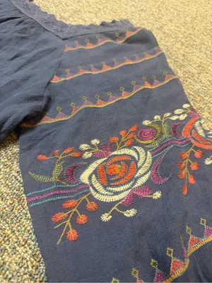 Entro Small Navy Embroidered Boho Peasant Blouse Balloon Sleeve Top Folk thumbnail 5