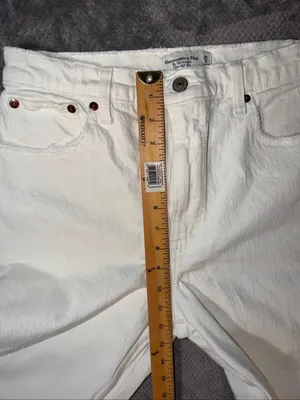 Abercrombie & Fitch The 90s Straight Ultra High Rise White Distressed Jean 29/8L thumbnail 6